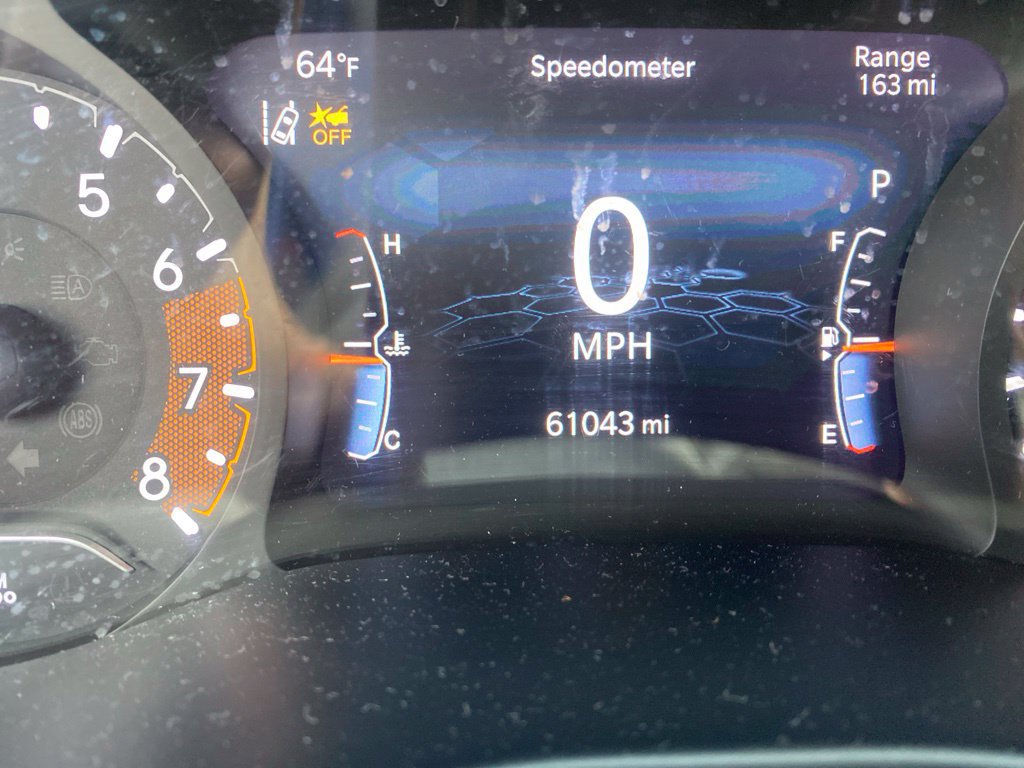 Used 2024 Jeep Compass Latitude AWD/4WD image 2