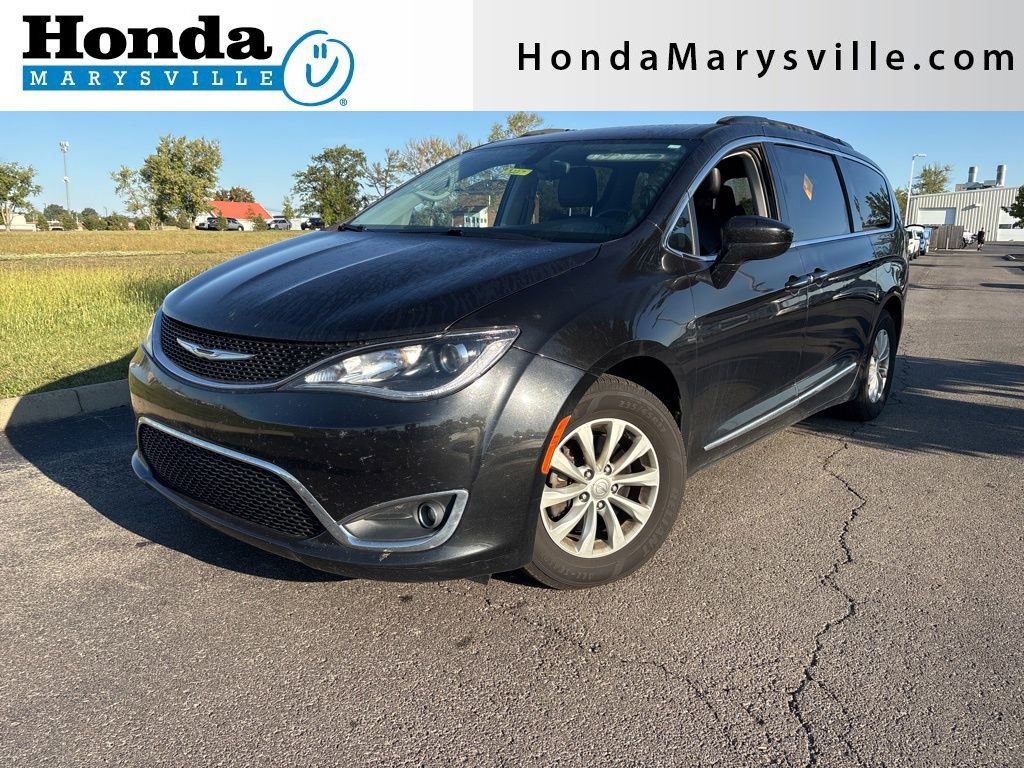 Used 2017 Chrysler Pacifica Touring-L