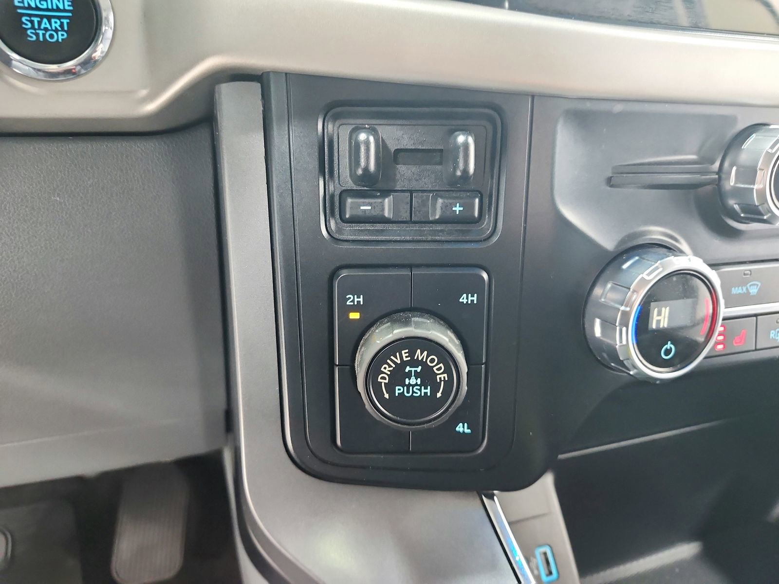 Used 2021 Ford F150 XLT w/ Equipment Group 302A High image 26