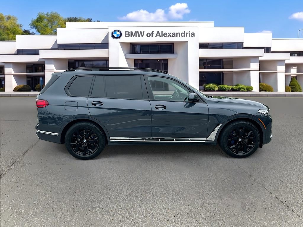 Used 2021 BMW X7 xDrive40i w/ Executive Package AWD/4WD image 8