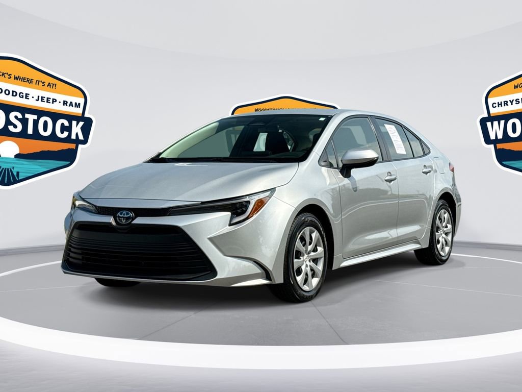 Used 2025 Toyota Corolla LE