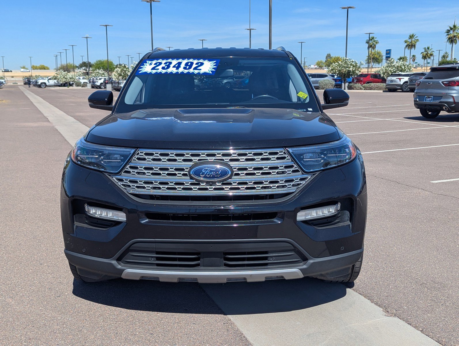 Used 2022 Ford Explorer Limited w/ Equipment Group 301A image 8