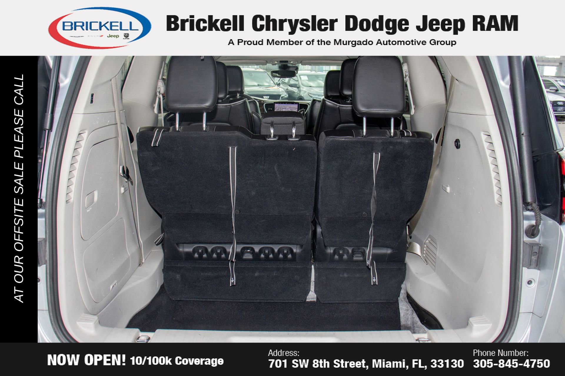 Used 2023 Chrysler Pacifica Limited FWD image 9