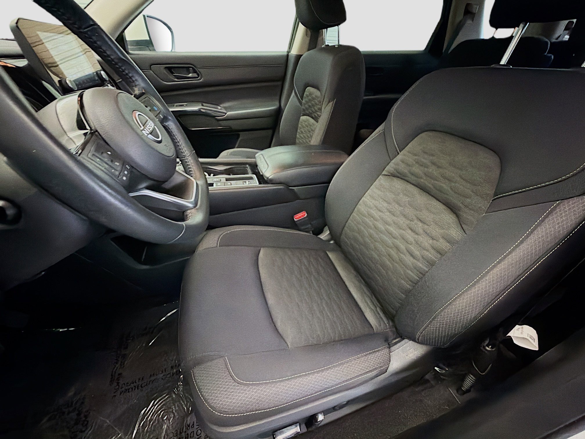 Used 2023 Nissan Pathfinder SV w/ SV Premium Package FWD image 11