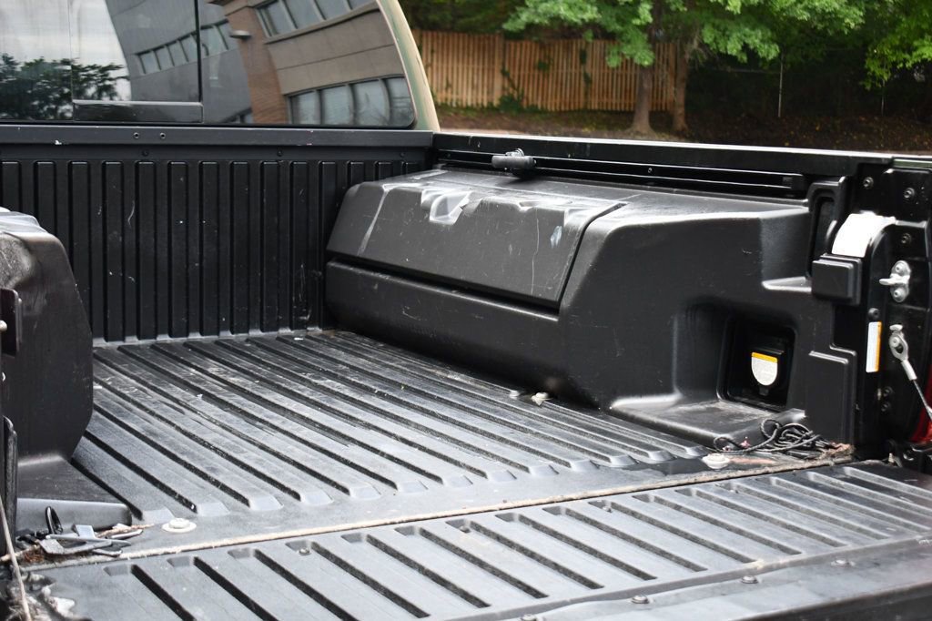 Used 2021 Toyota Tacoma SR5 w/ Trail Edition image 12