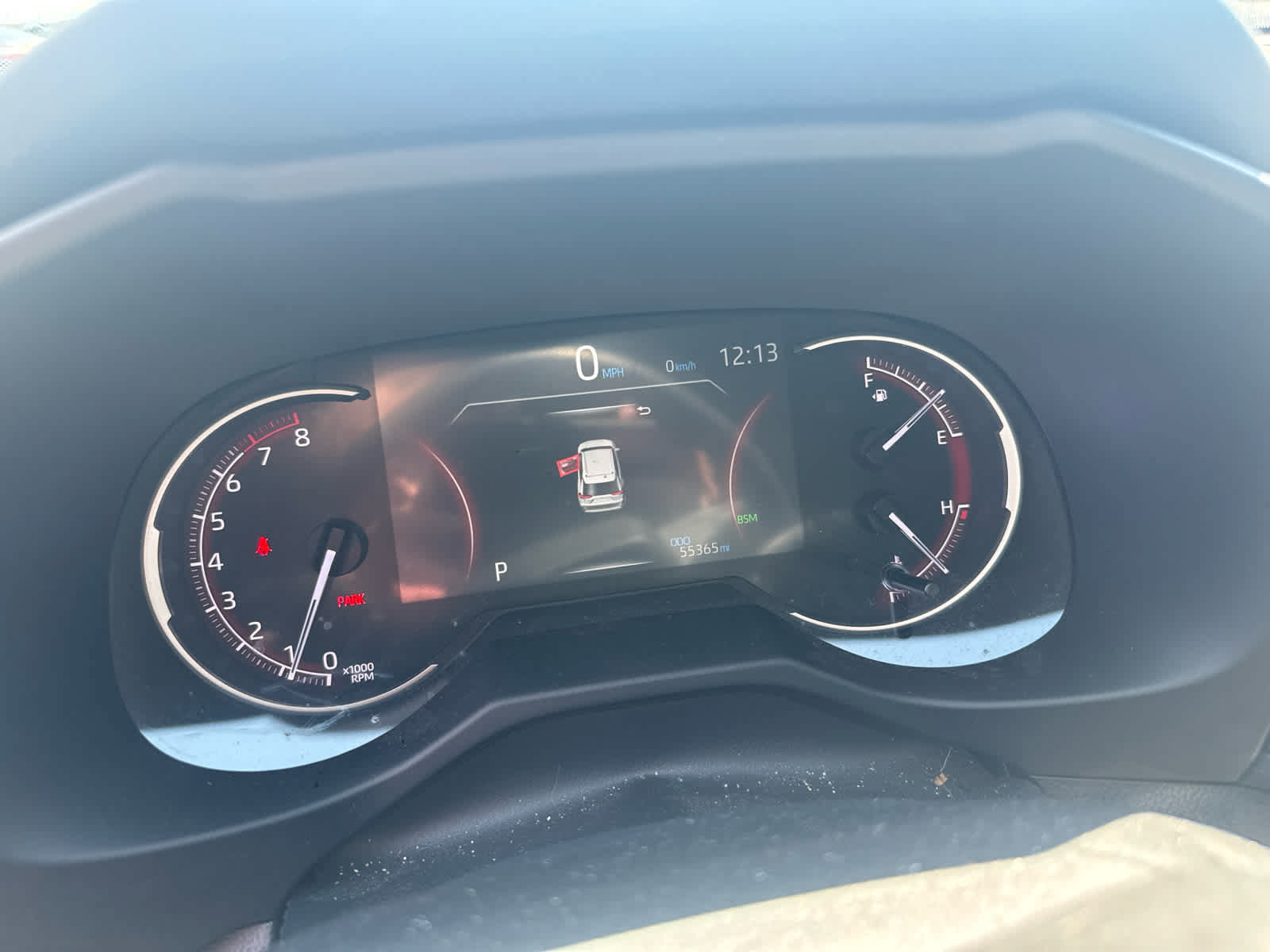 Used 2023 Toyota RAV4 XLE Premium FWD image 9