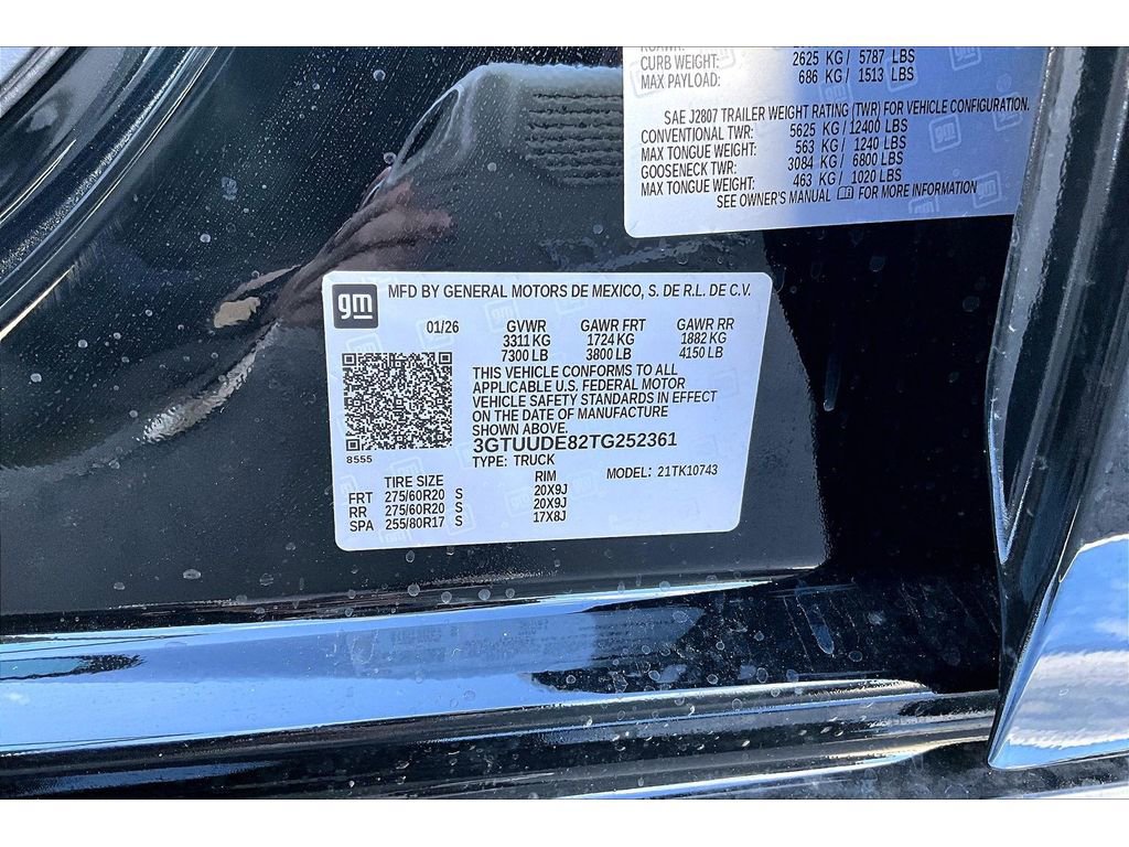 New 2026 GMC Sierra 1500 SLT image 8