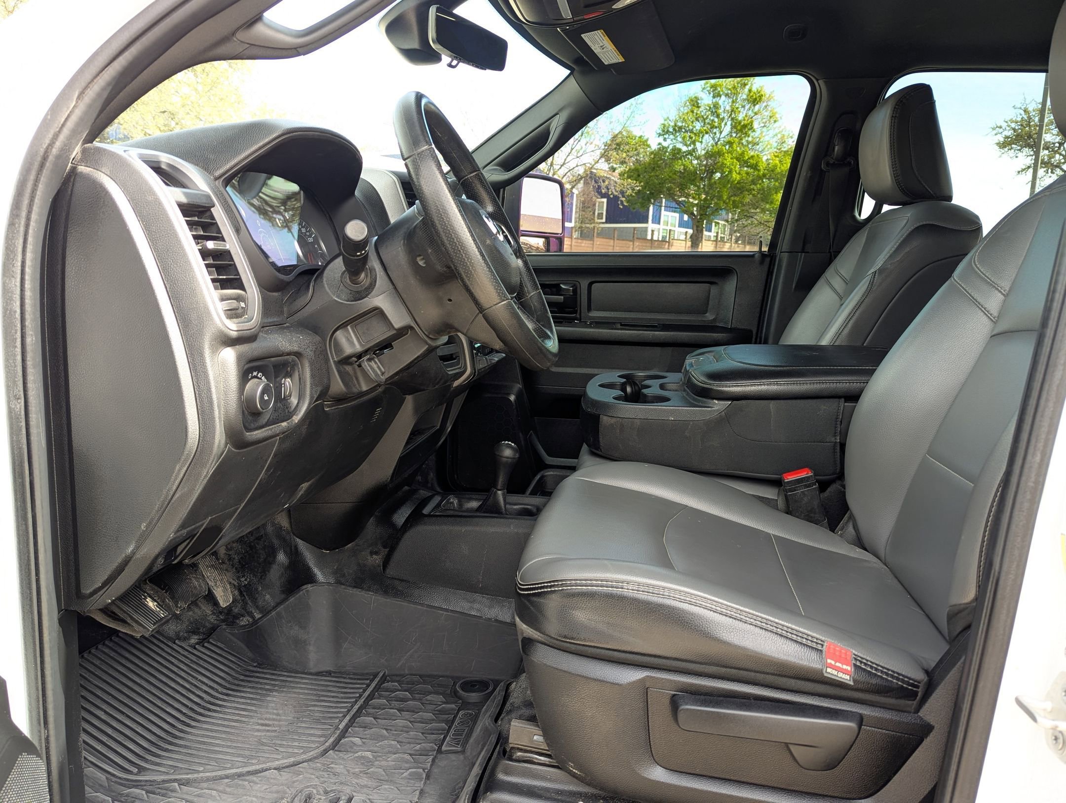 Used 2024 RAM 3500 Tradesman w/ Towing Technology Group image 9