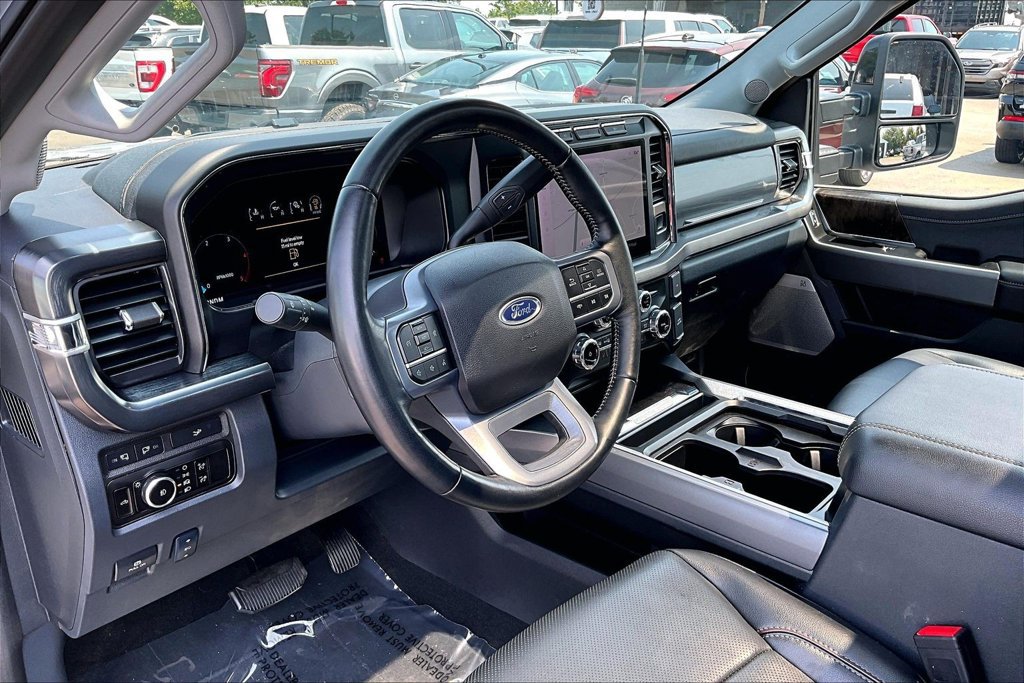Used 2024 Ford F250 Lariat AWD/4WD image 19