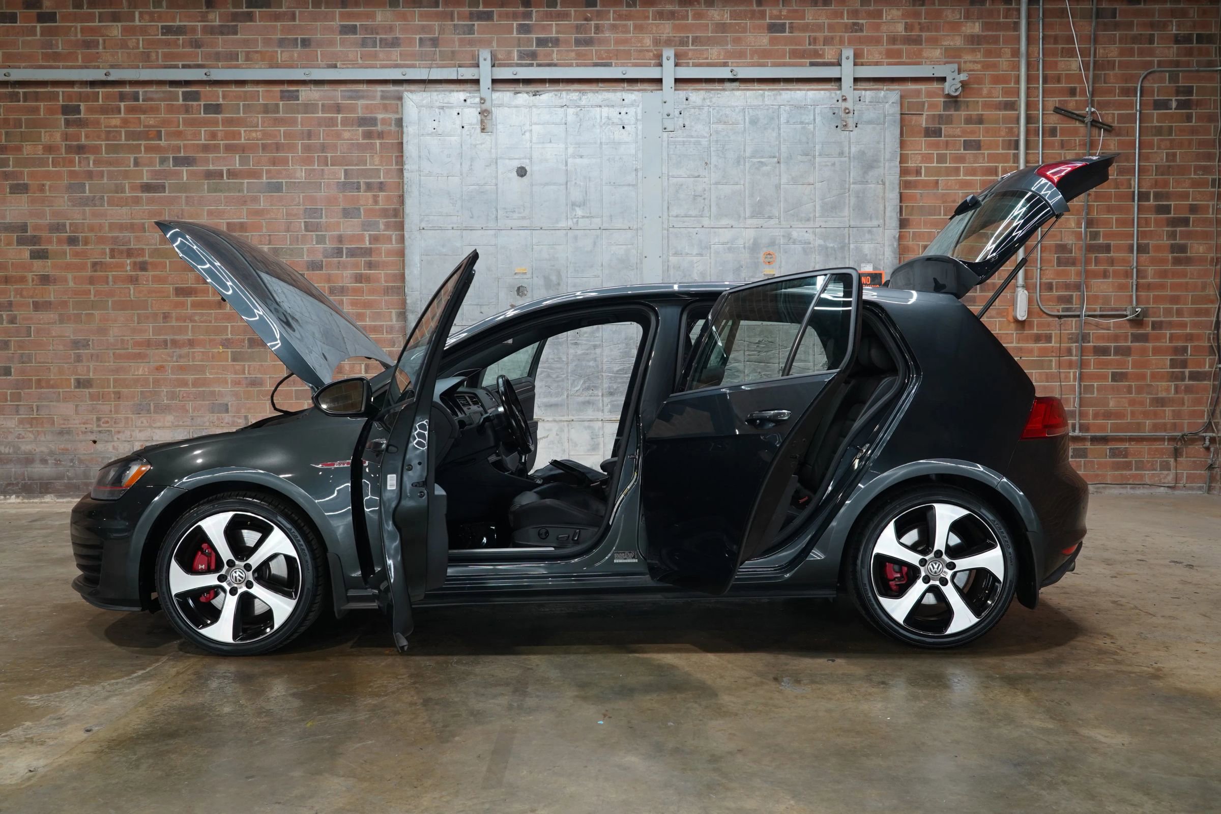 Used 2015 Volkswagen GTI Autobahn w/ Lighting Package (SEL) FWD image 25