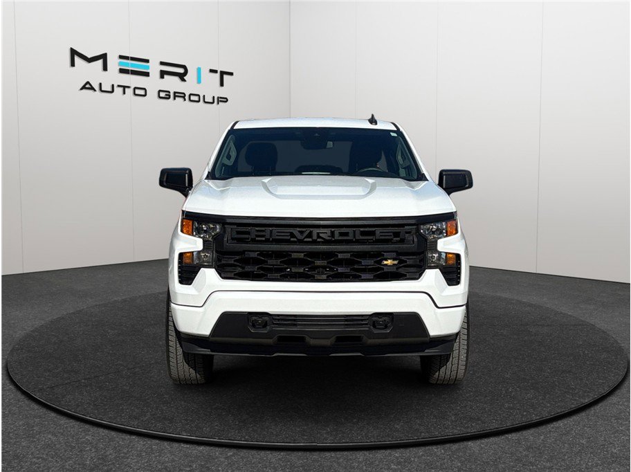 Used 2022 Chevrolet Silverado 1500 Custom image 3