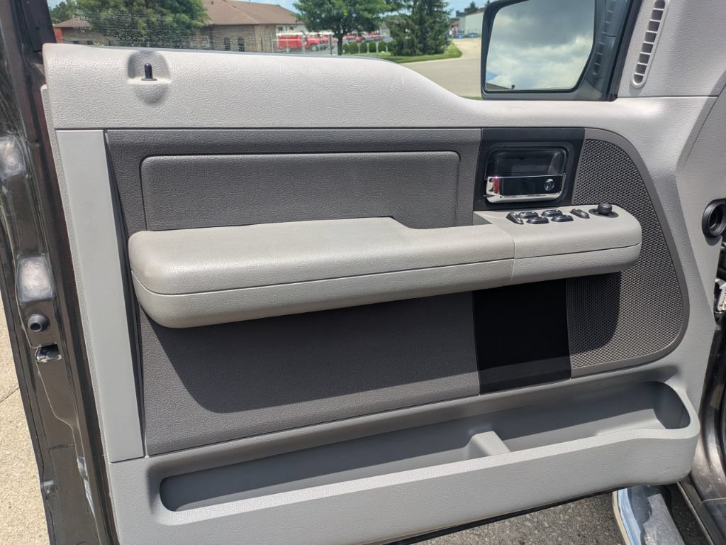 Used 2007 Ford F150 XLT AWD/4WD image 10