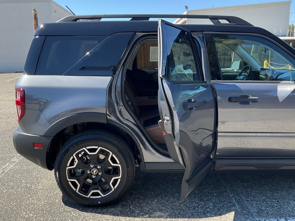 Used 2026 Ford Bronco Sport Outer Banks w/ Outer Banks Tech Package+ AWD/4WD image 31