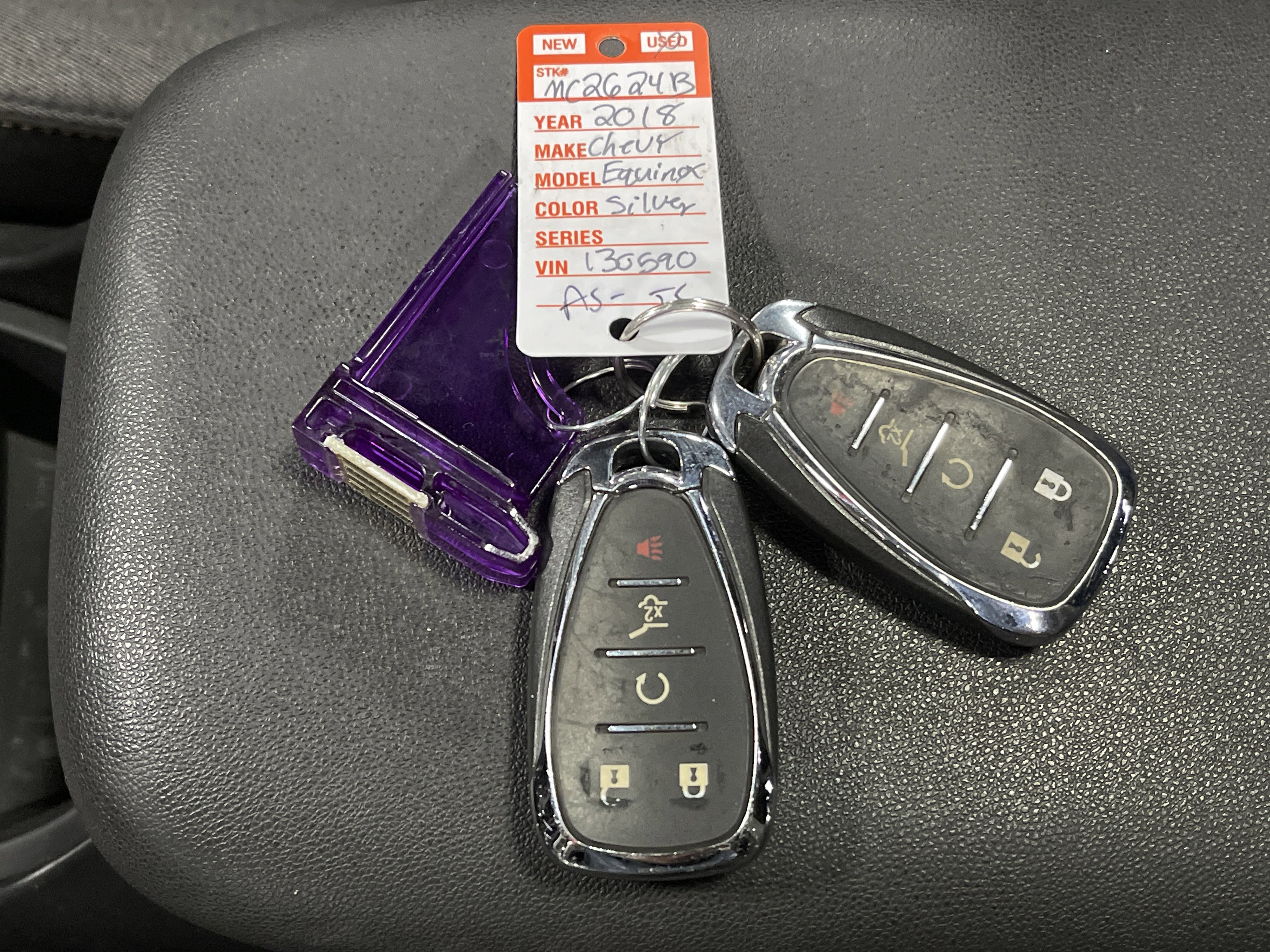 Used 2018 Chevrolet Equinox LT w/ Sun & Infotainment Package image 27