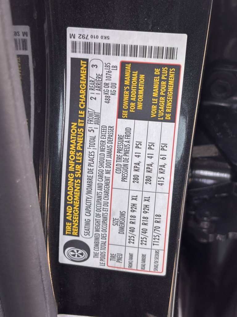 Used 2013 Volkswagen Golf R 4-Door image 36