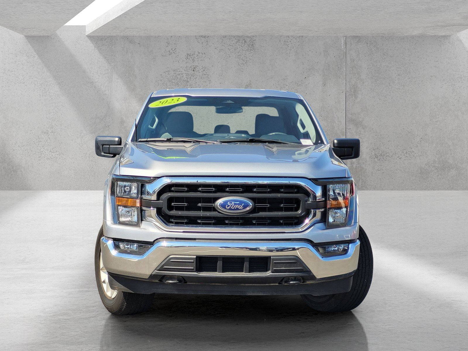 Used 2023 Ford F150 XLT AWD/4WD image 3
