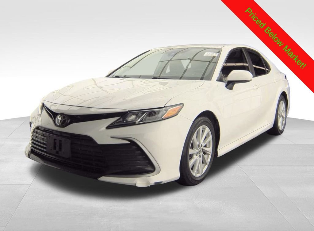 Used 2021 Toyota Camry LE w/ Carpet Mat Package (TMS)