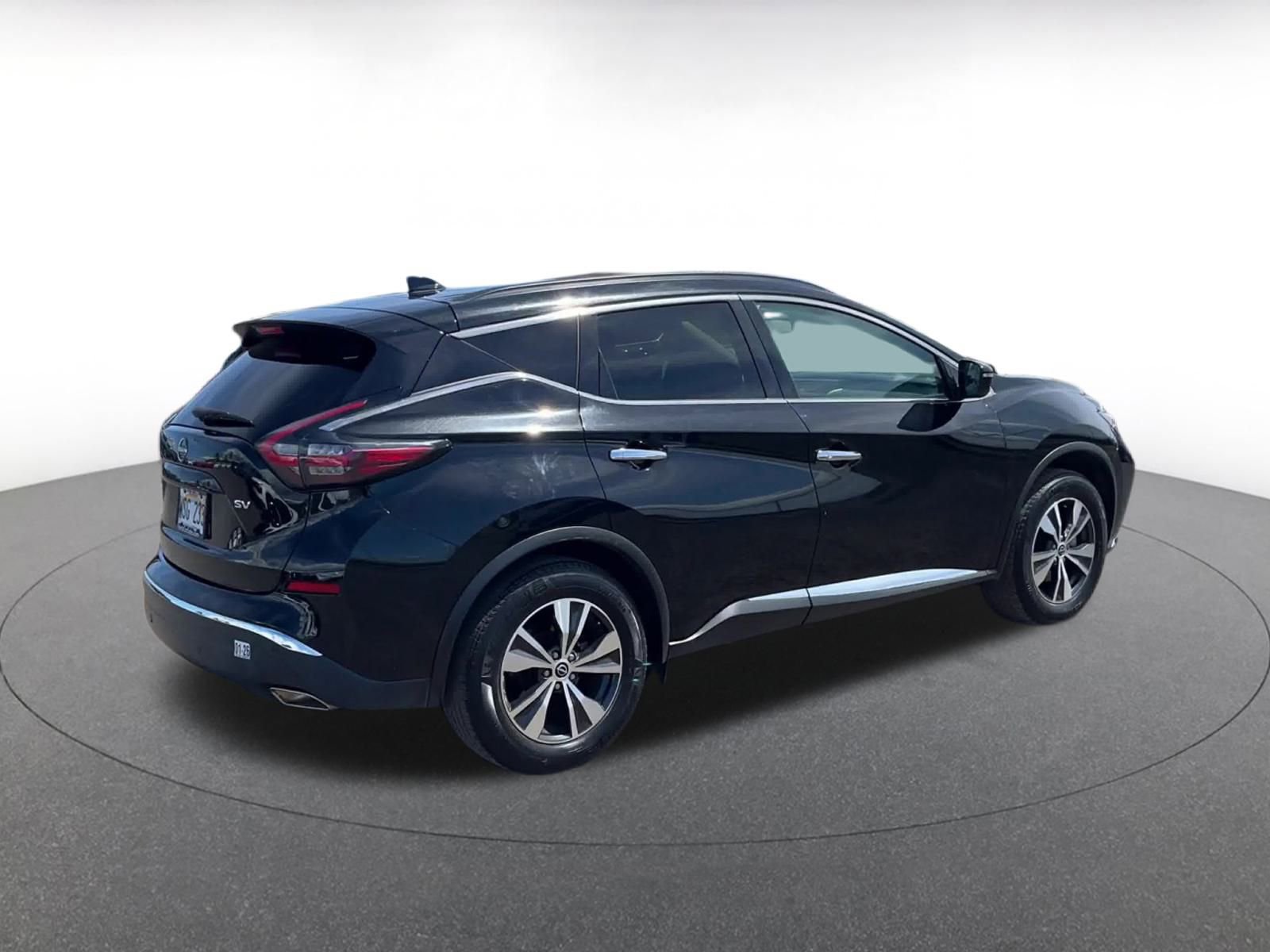 Used 2023 Nissan Murano SV image 12