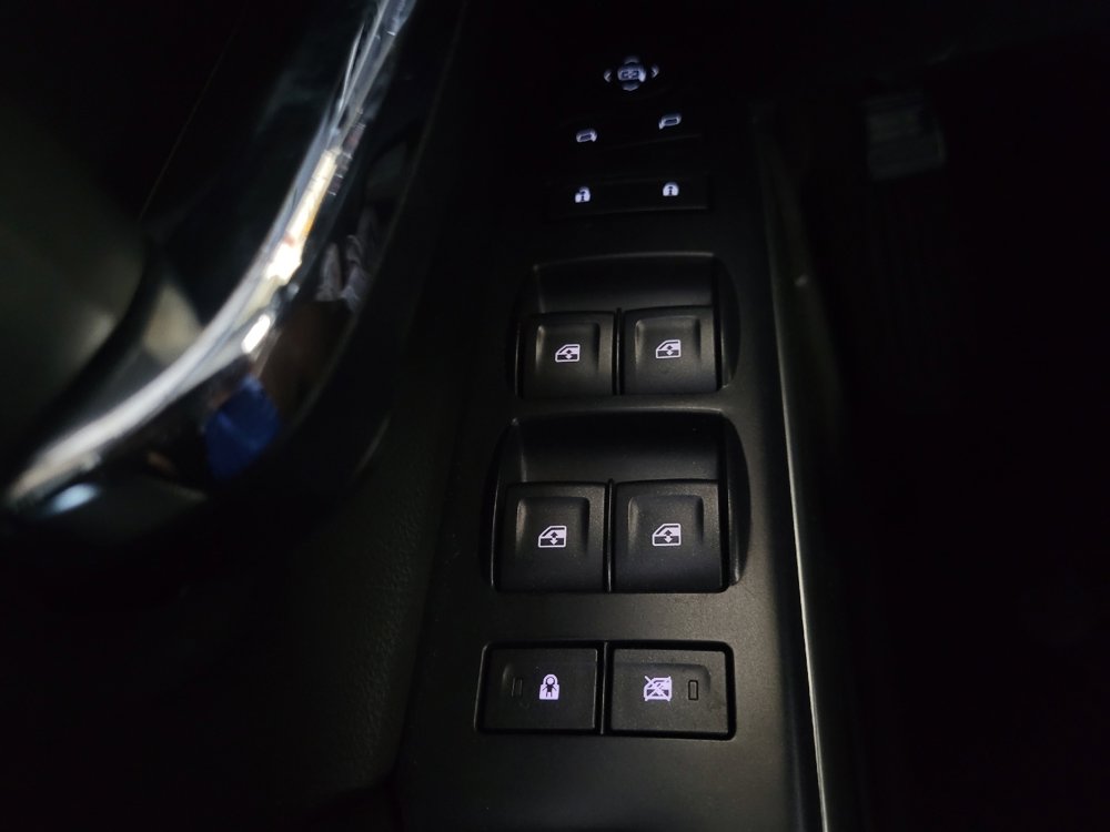 Used 2017 Chevrolet Silverado 1500 LT w/ All Star Edition image 27