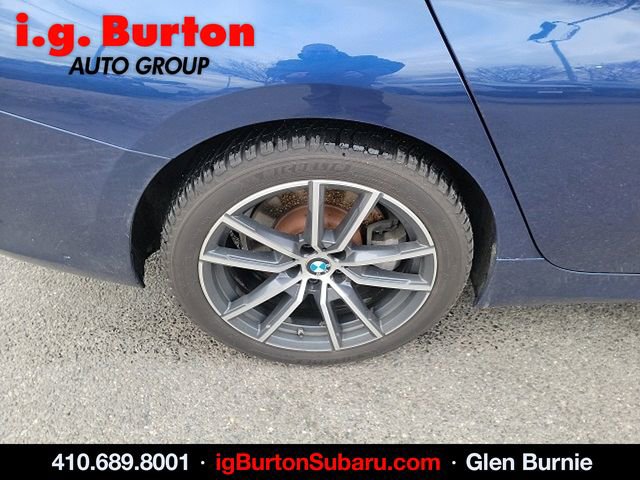 Used 2020 BMW 330i xDrive Sedan w/ Premium Package image 6