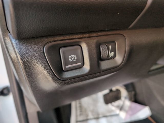 Used 2021 GMC Acadia AT4 w/ Preferred Package image 17