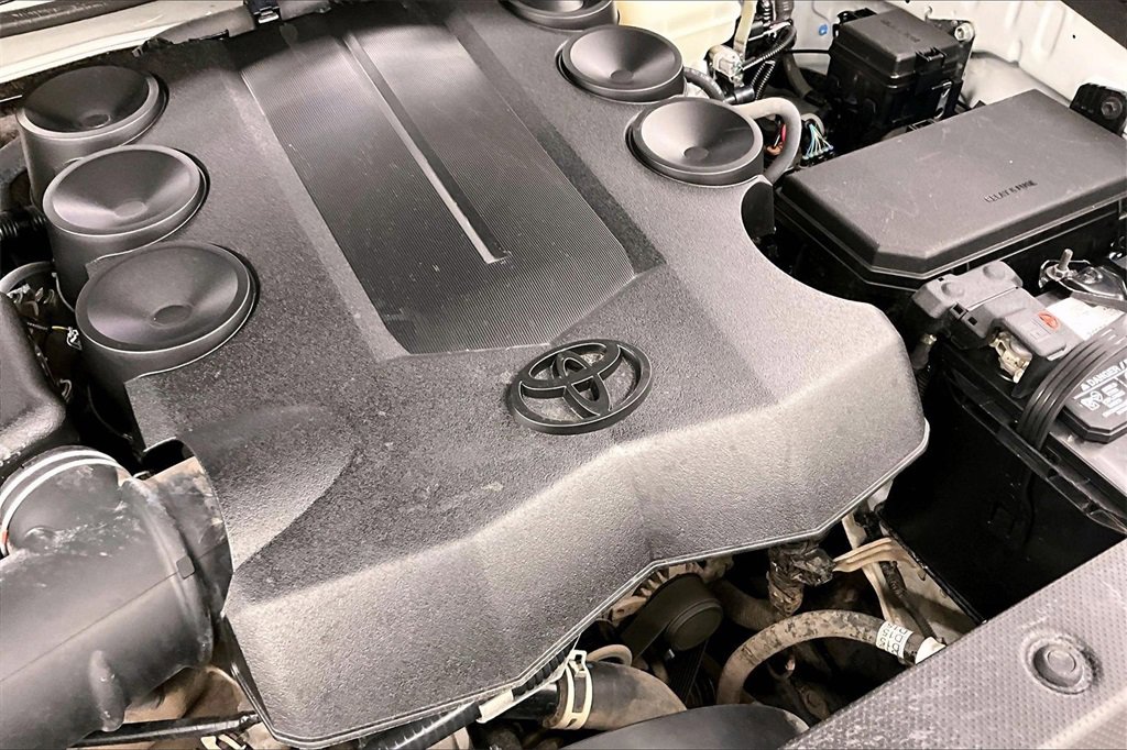 Used 2022 Toyota 4Runner SR5 Premium image 32