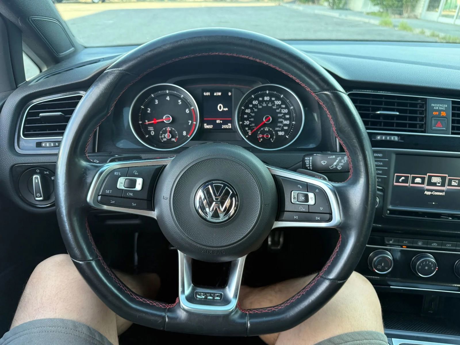 Used 2017 Volkswagen GTI Sport FWD image 17