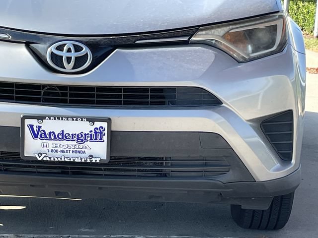 Used 2016 Toyota RAV4 LE FWD image 8