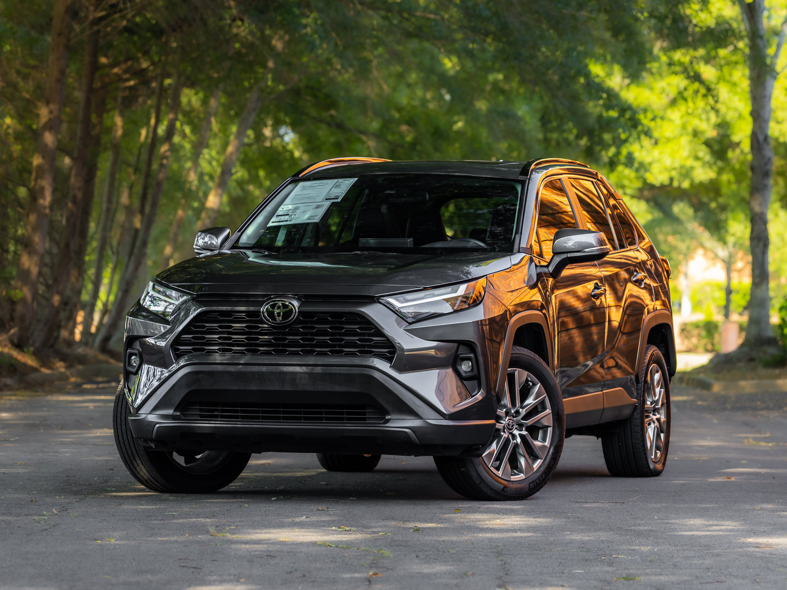 Used 2023 Toyota RAV4 XLE Premium FWD image 2