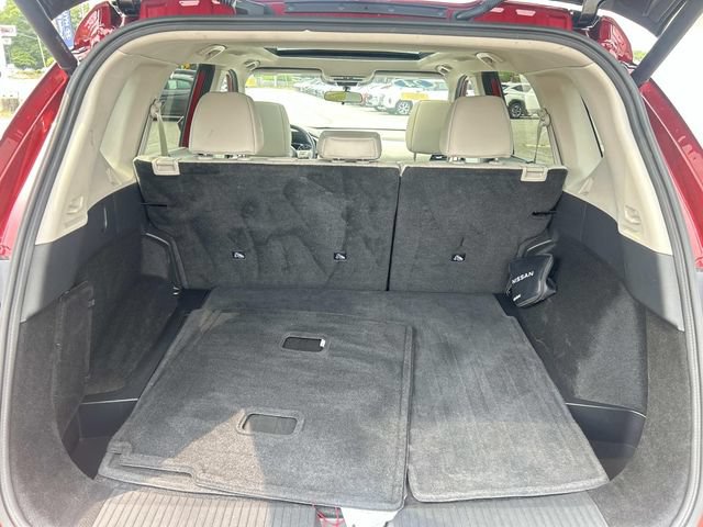 Used 2024 Nissan Rogue SV w/ SV Premium Package FWD image 11