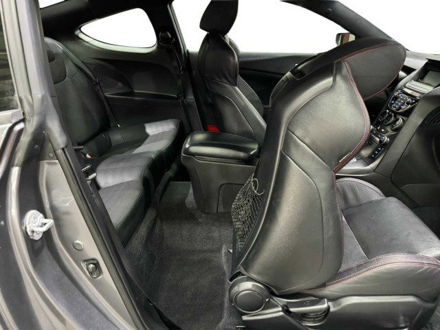 Used 2015 Hyundai Genesis 3.8 image 56