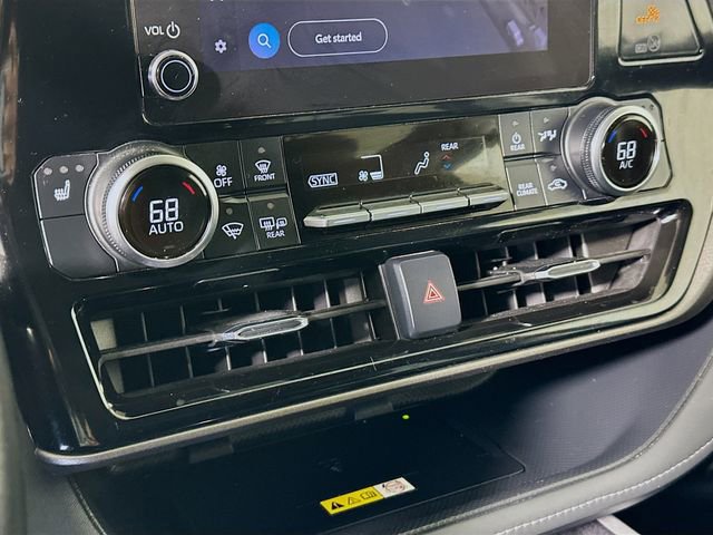 Certified 2023 Toyota Highlander XLE image 19