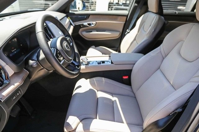 New 2026 Volvo XC90 T8 Ultra w/ Protection Package Premier AWD/4WD image 17