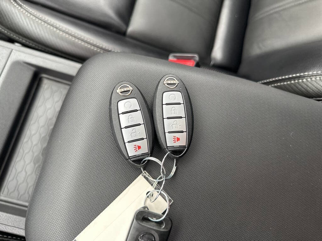 Used 2024 Nissan Frontier SL w/ Technology Package image 35