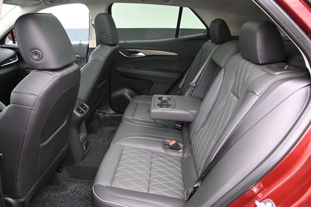 Used 2023 Buick Envision Avenir AWD/4WD image 12