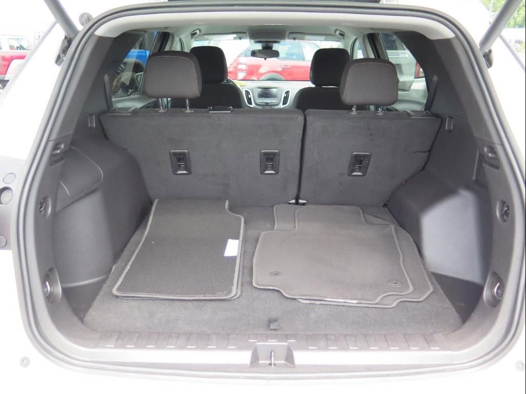 Used 2024 Chevrolet Equinox LT image 17