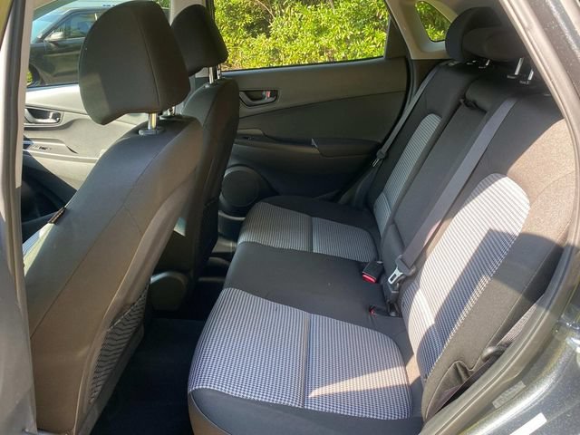 Used 2021 Hyundai Kona SEL w/ Cargo Package FWD image 9