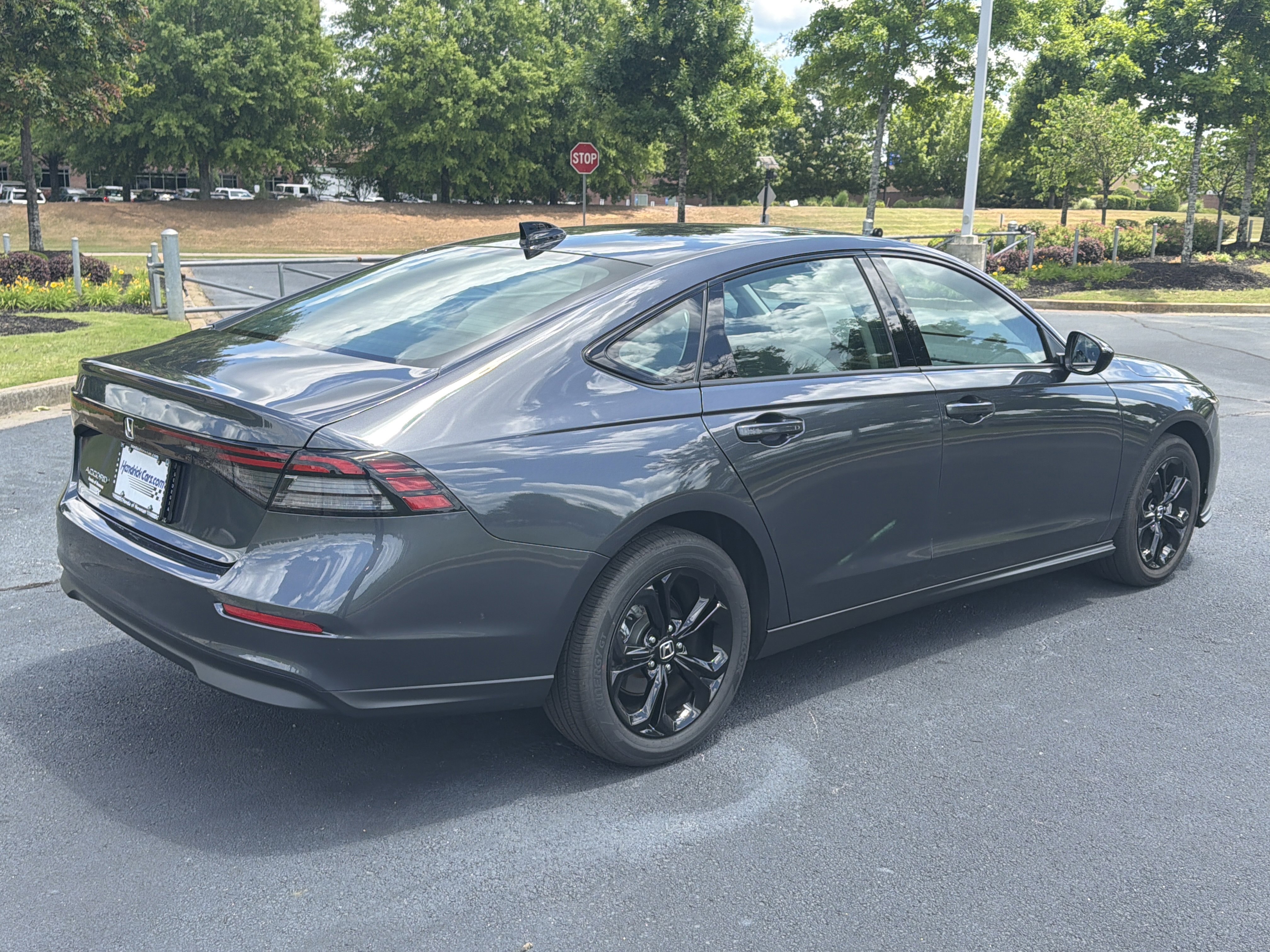 Used 2025 Honda Accord SE image 14