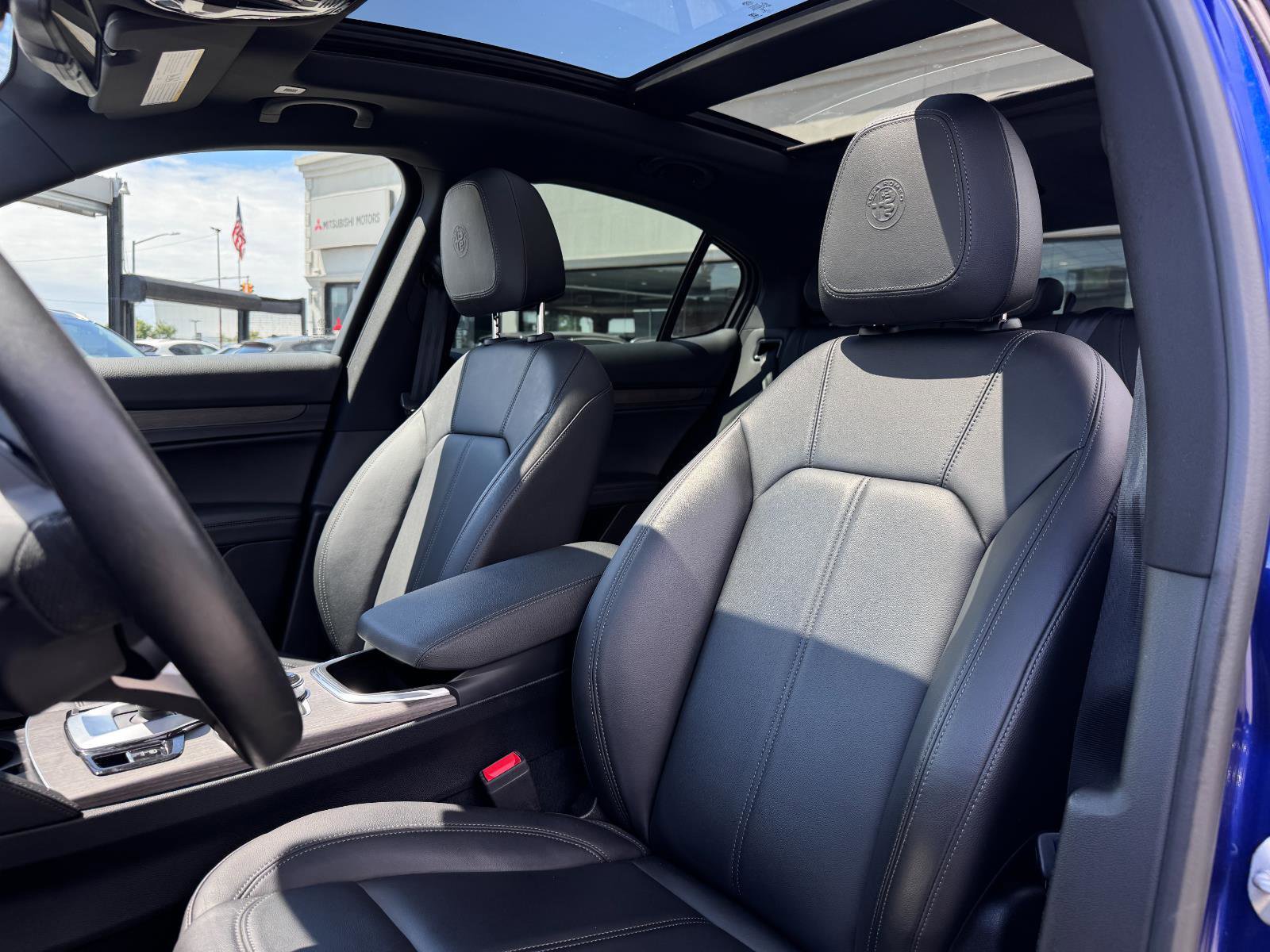 Used 2022 Alfa Romeo Stelvio Ti image 16