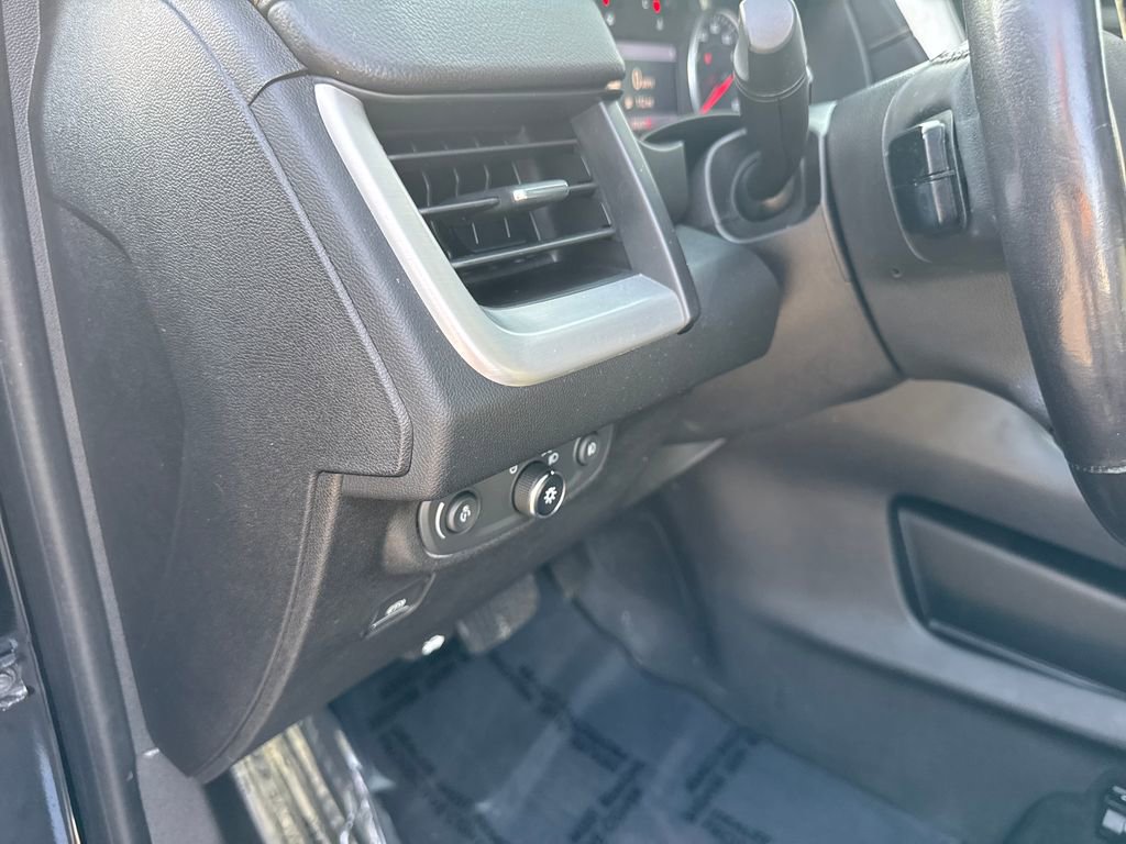 Used 2019 GMC Terrain SLT w/ Preferred Package AWD/4WD image 46