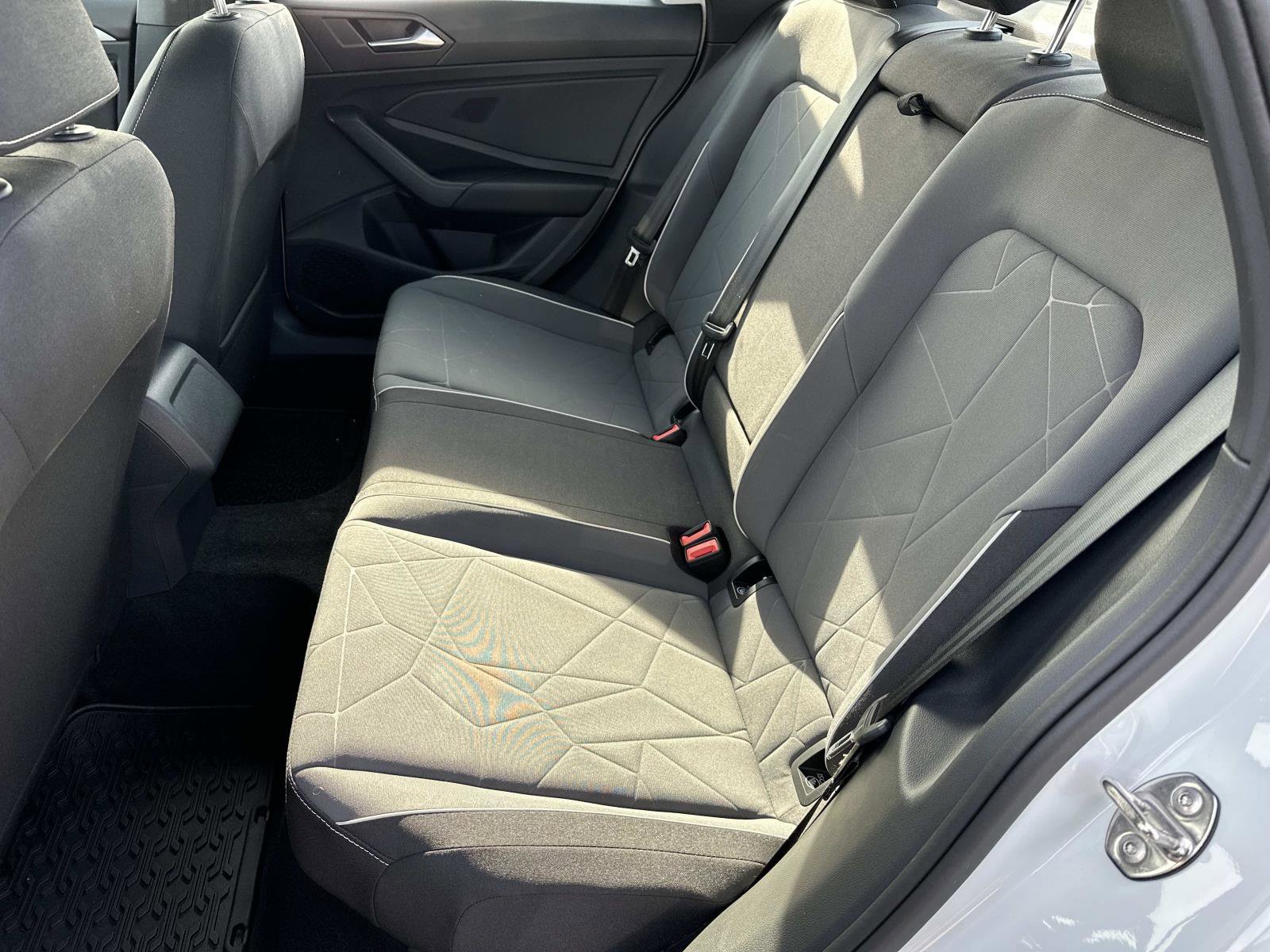 Used 2025 Volkswagen Jetta Sport image 12