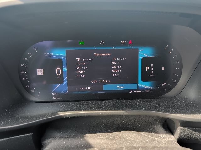 Used 2023 Volvo XC40 B5 Ultimate w/ Climate Package AWD/4WD image 13