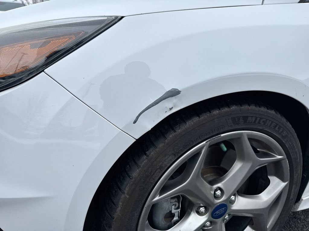 Used 2015 Ford Focus ST image 29