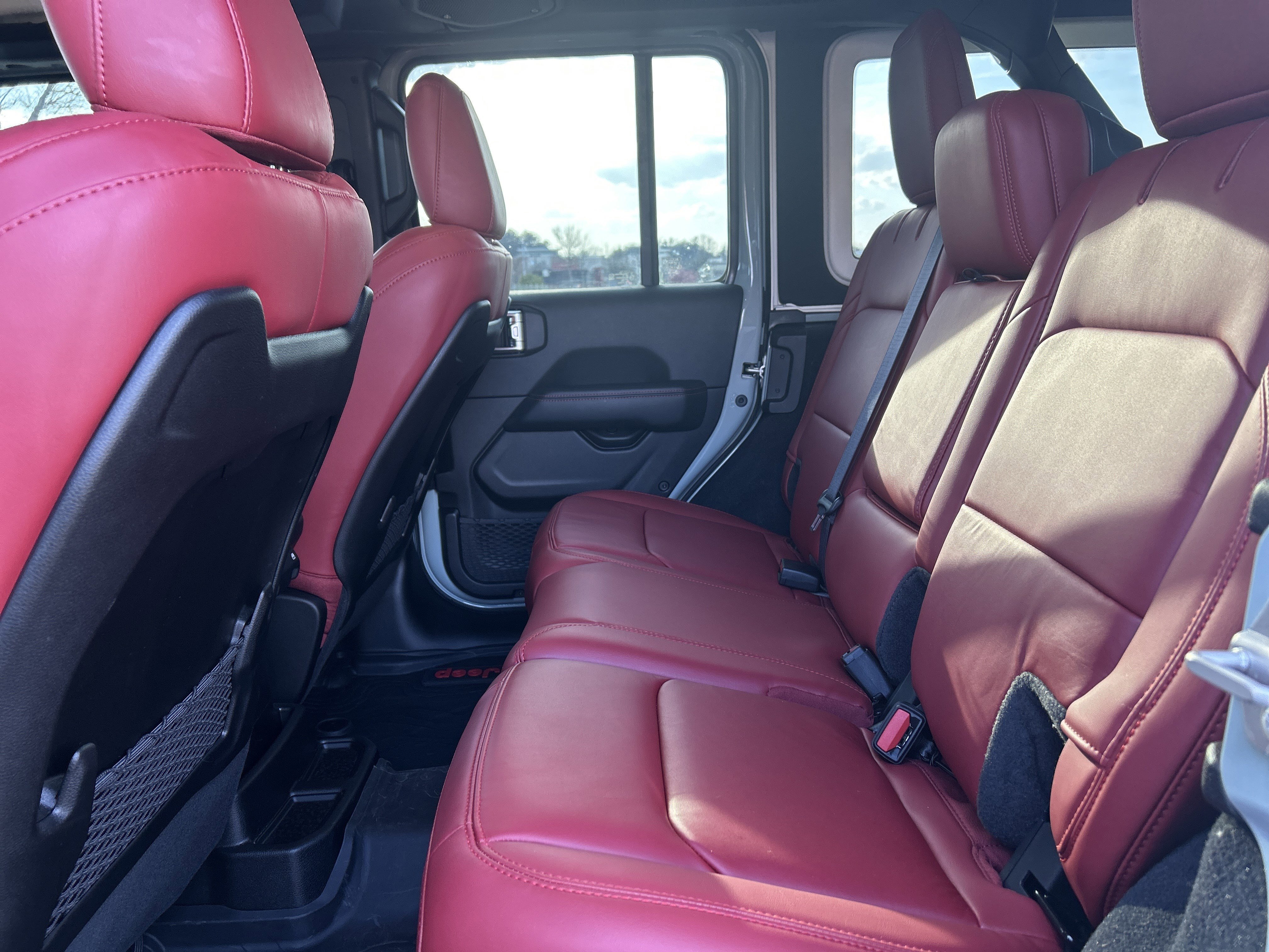 Used 2024 Jeep Wrangler Unlimited Rubicon 392 image 26