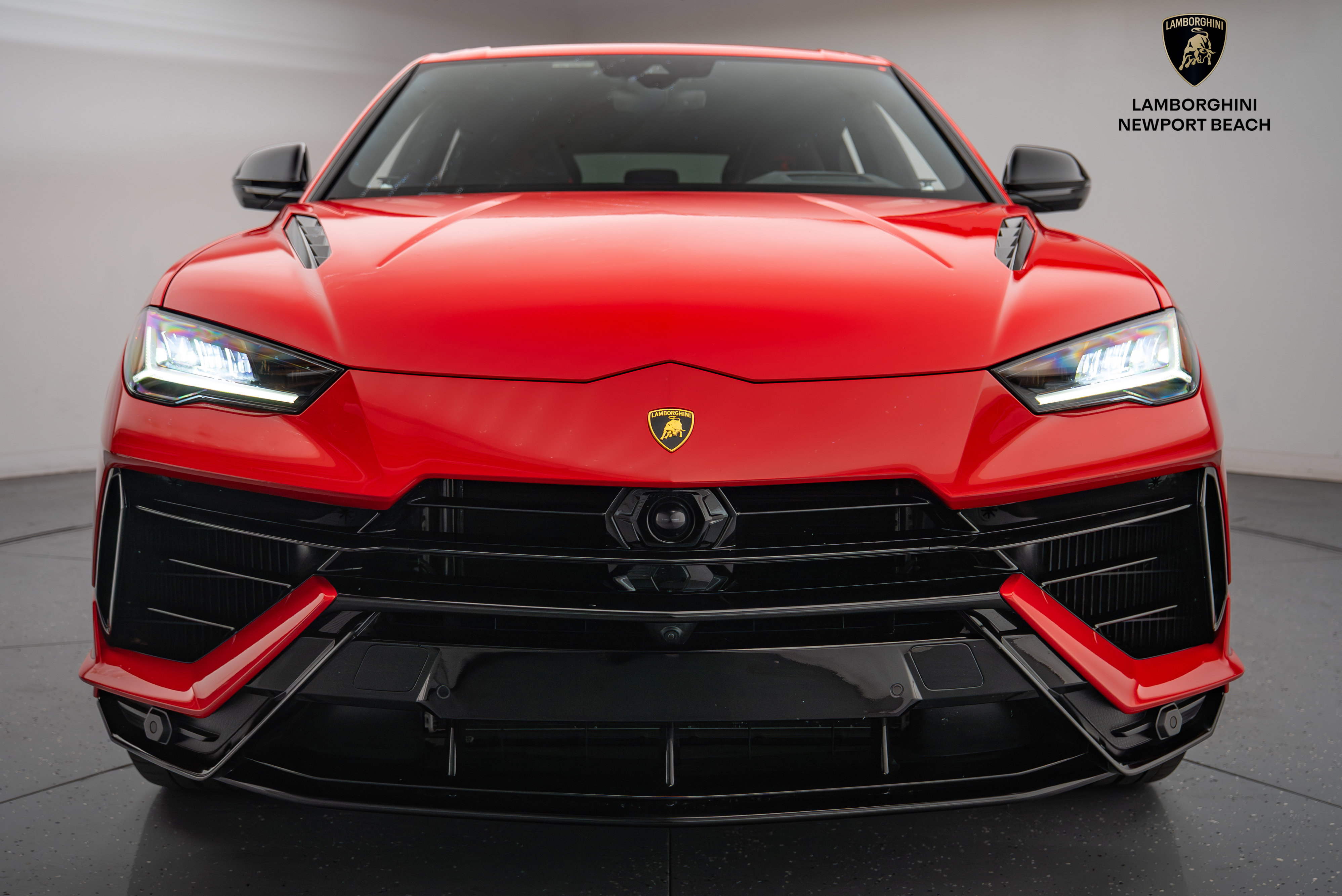 Used 2024 Lamborghini Urus S image 12