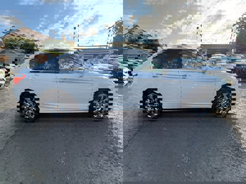 Used 2013 Honda Accord EX-L image 4