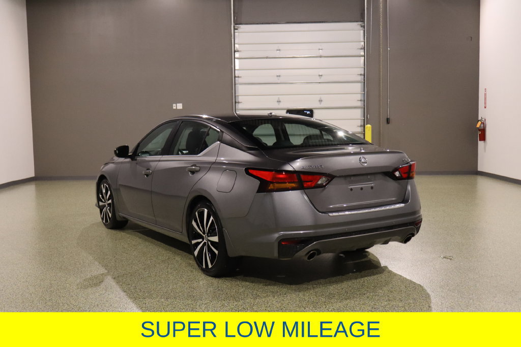 Used 2020 Nissan Altima 2.5 SR w/ Premium Package FWD image 8