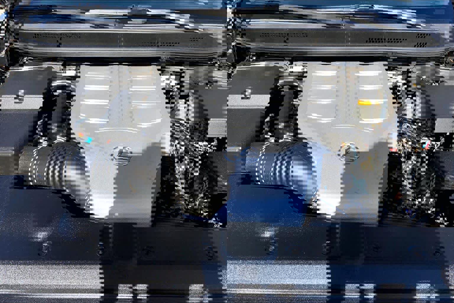 Used 2016 Lexus GX 460 image 32