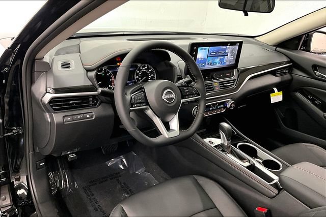 New 2025 Nissan Altima 2.5 SR w/ SR Premium Package image 7
