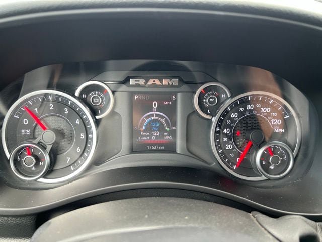 Used 2026 RAM 2500 Big Horn AWD/4WD image 21
